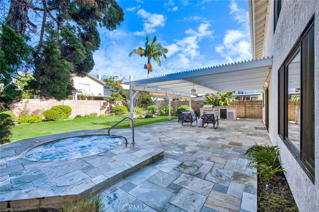 9167 McBride River Avenue