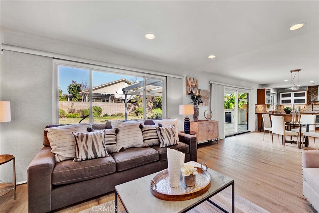 9167 McBride River Avenue