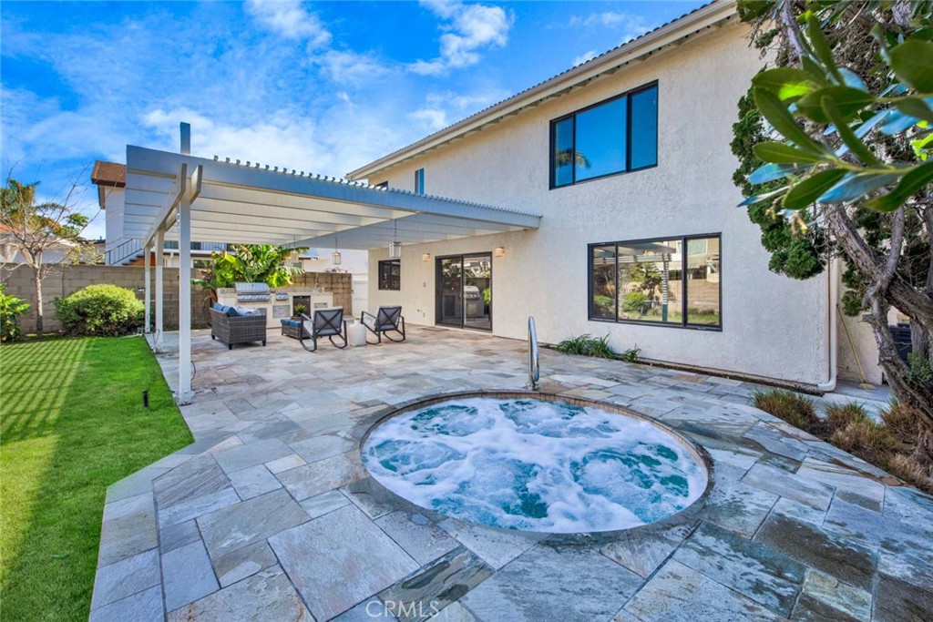 9167 McBride River Avenue