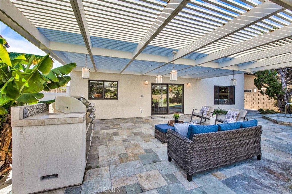 9167 McBride River Avenue