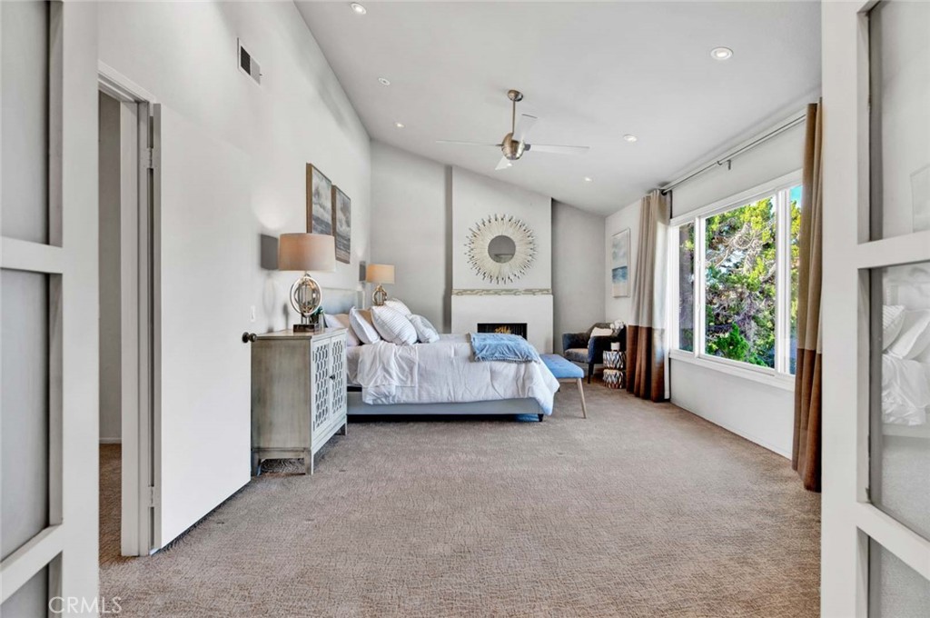 9167 McBride River Avenue