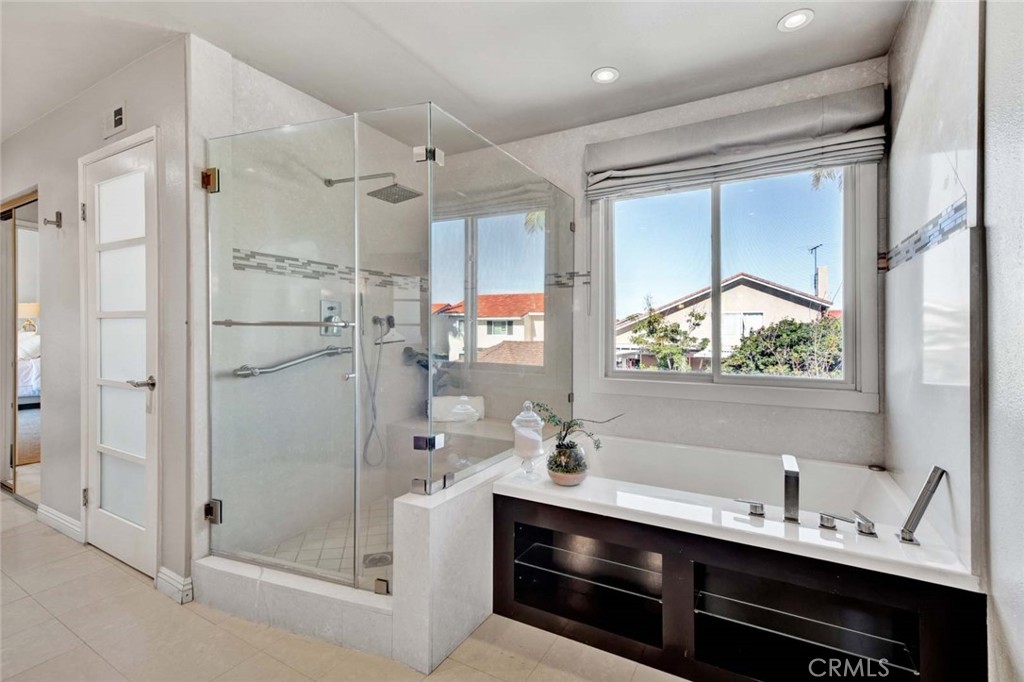 9167 McBride River Avenue