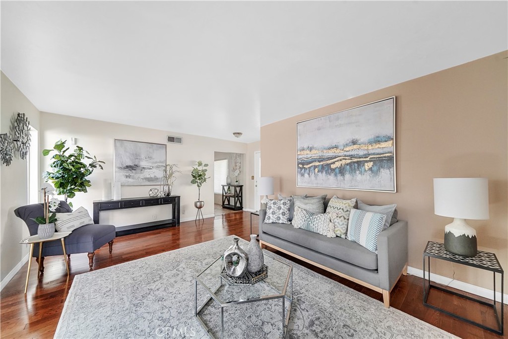 14172 Mooncrest Street