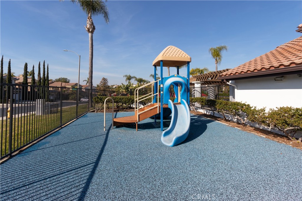 27764 Homestead Road