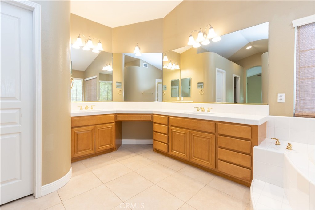 27764 Homestead Road