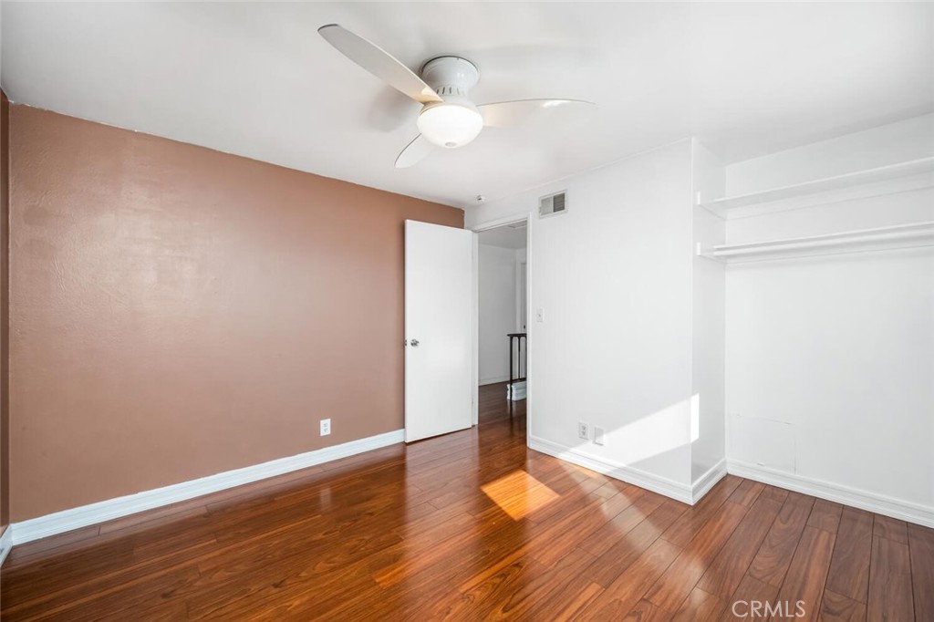 5211 Huntswood Circle