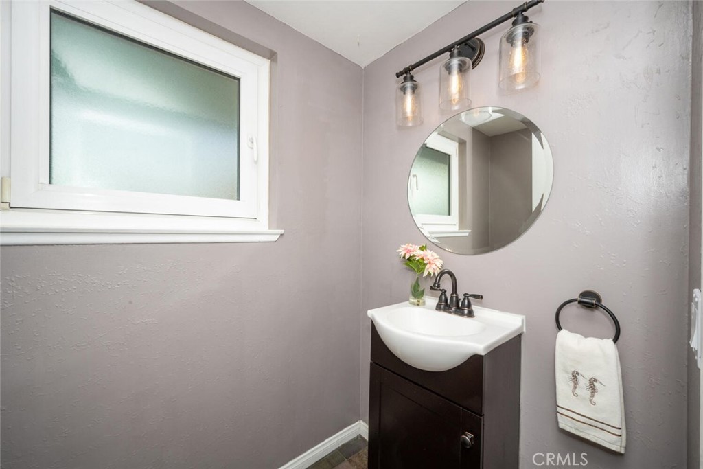 5211 Huntswood Circle