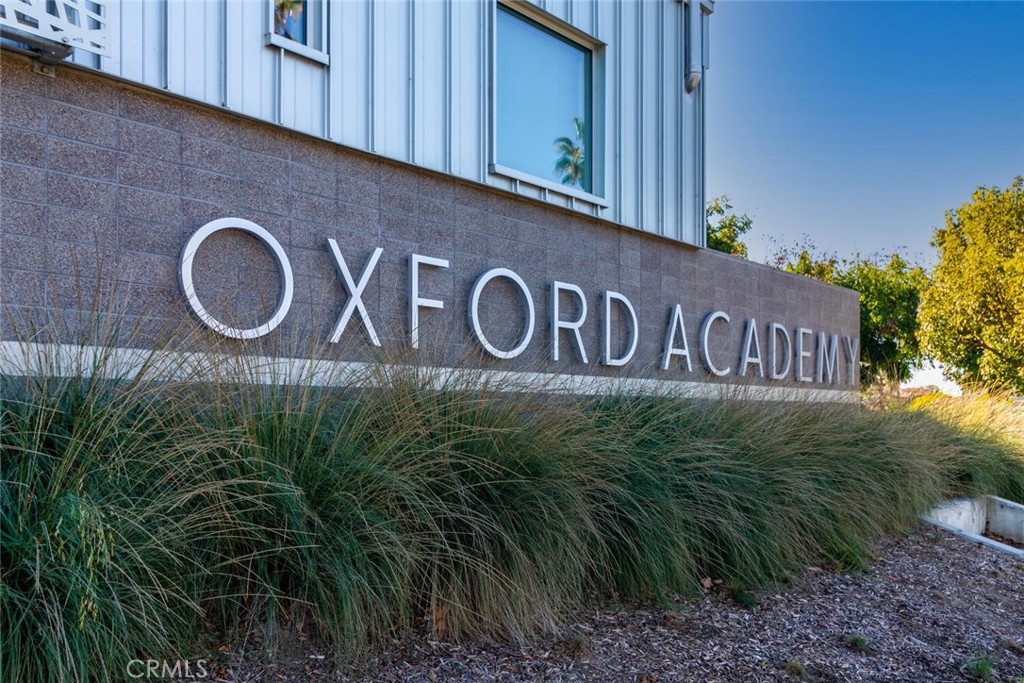 5211 Huntswood Circle