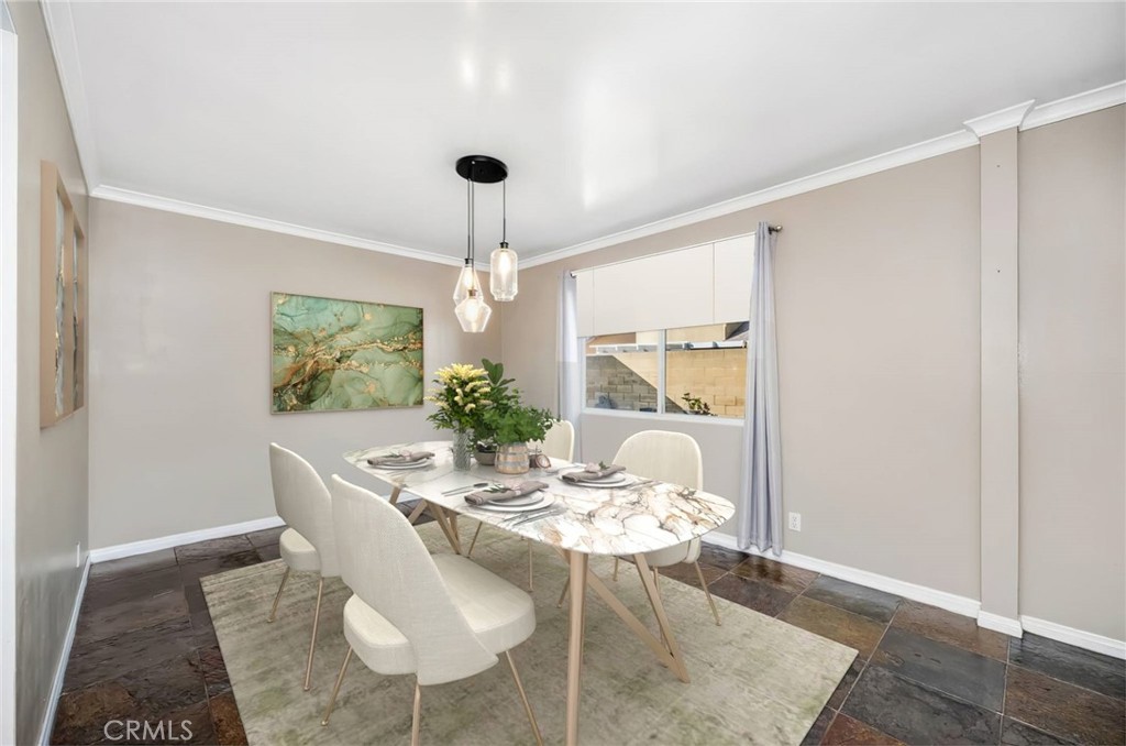 5211 Huntswood Circle