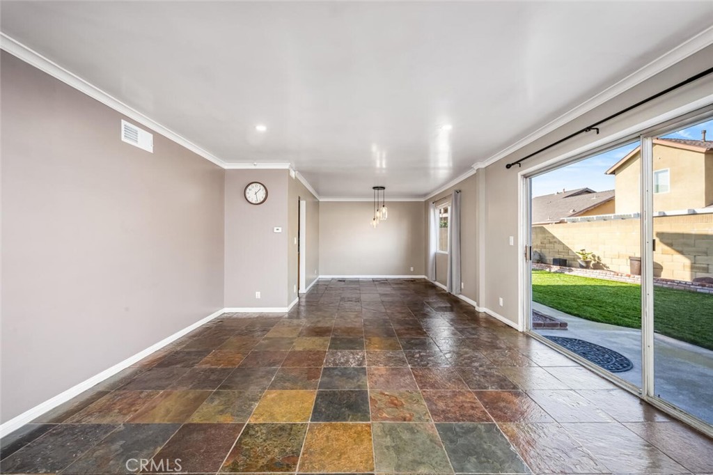 5211 Huntswood Circle