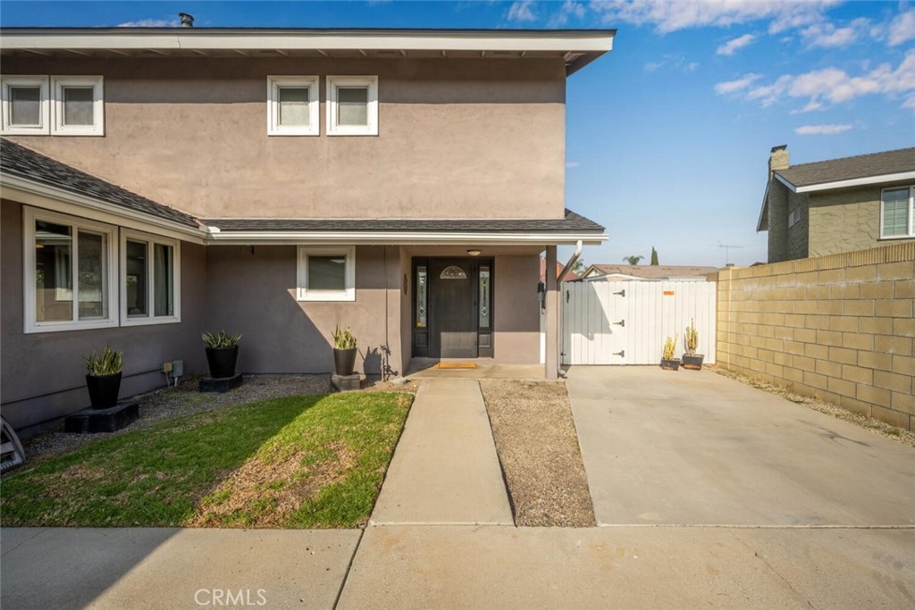 5211 Huntswood Circle