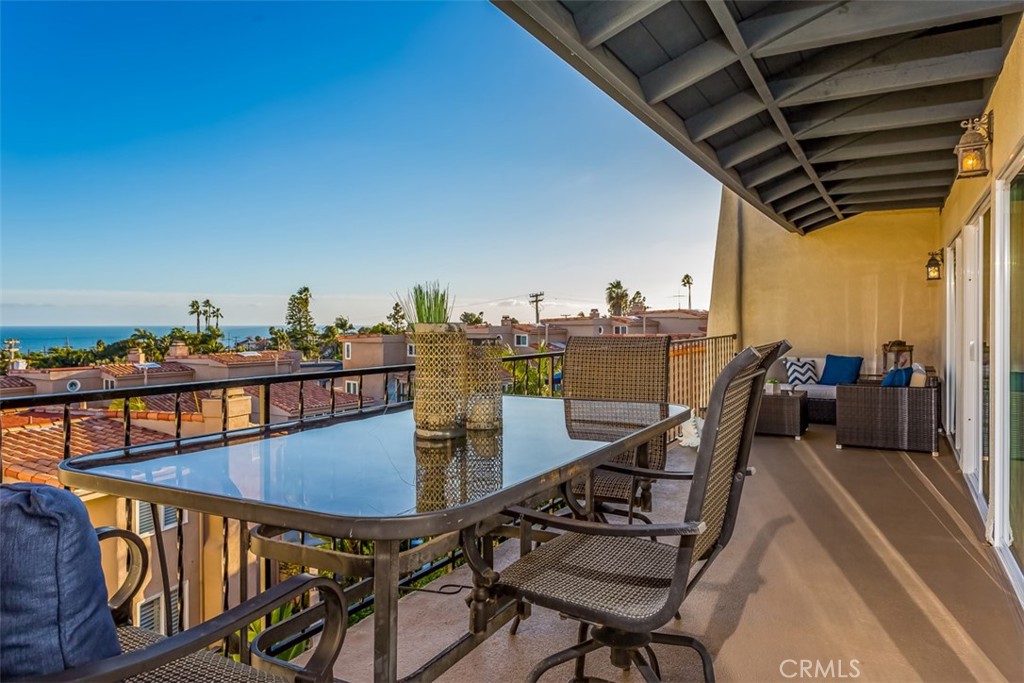 33692 Blue Lantern 8