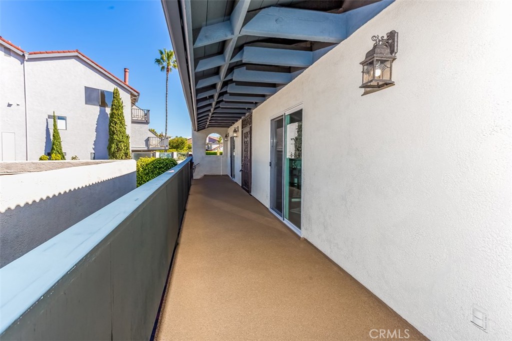 33692 Blue Lantern 8