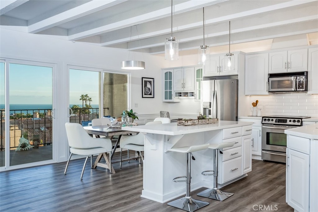 33692 Blue Lantern 8