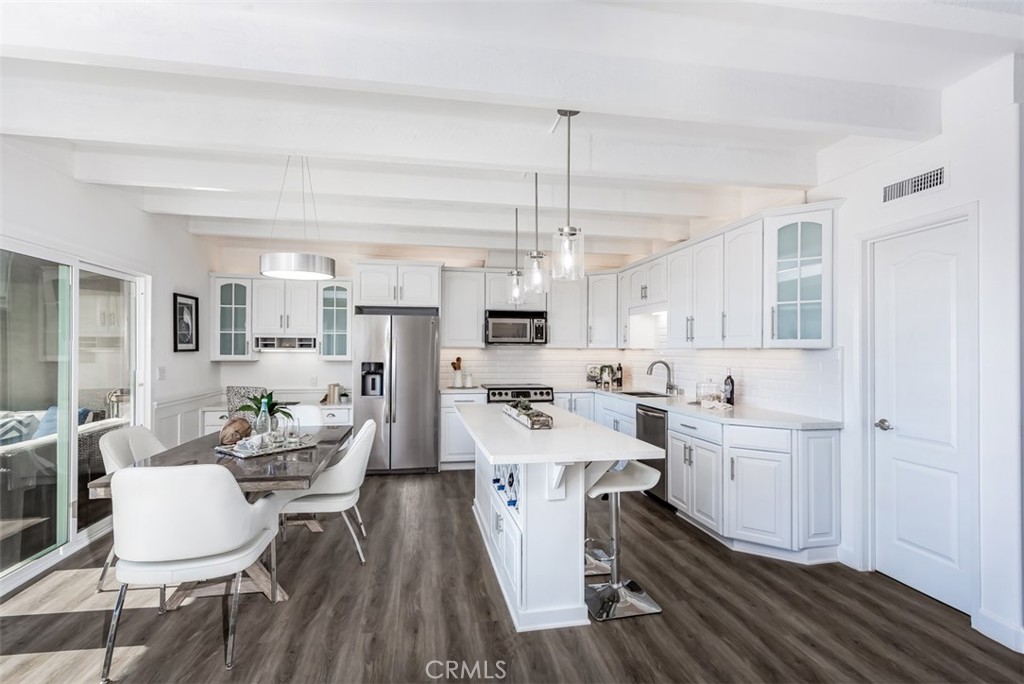 33692 Blue Lantern 8