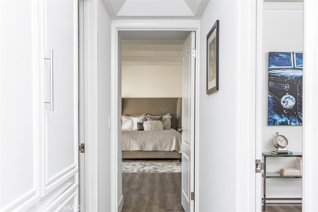 33692 Blue Lantern 8