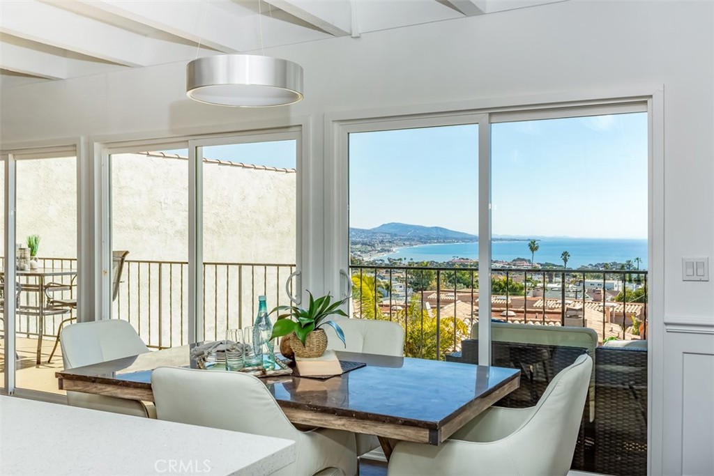 33692 Blue Lantern 8