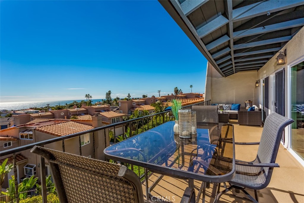 33692 Blue Lantern 8