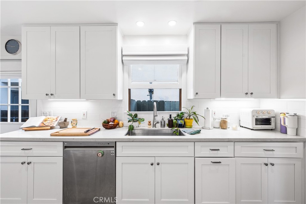 33921 Copper Lantern Street