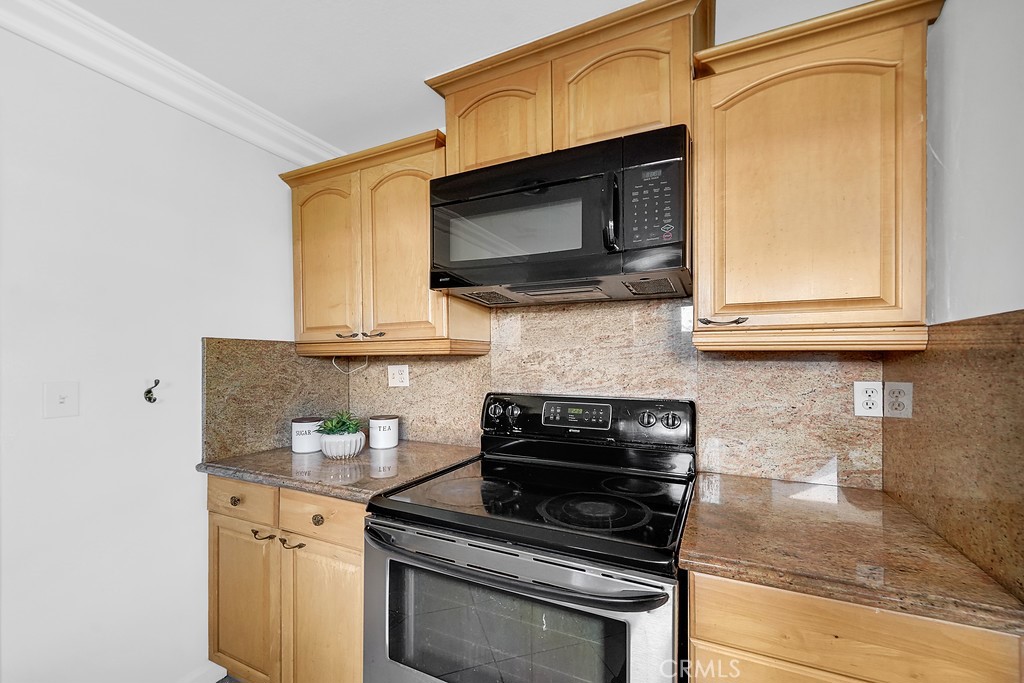 6781 Bridgewater Drive