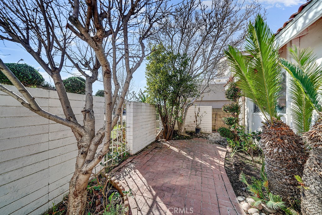 6781 Bridgewater Drive