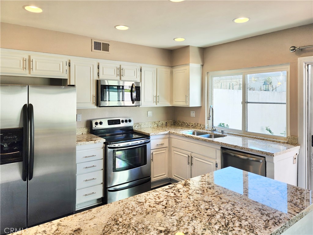 16032 Mount Carmel Court