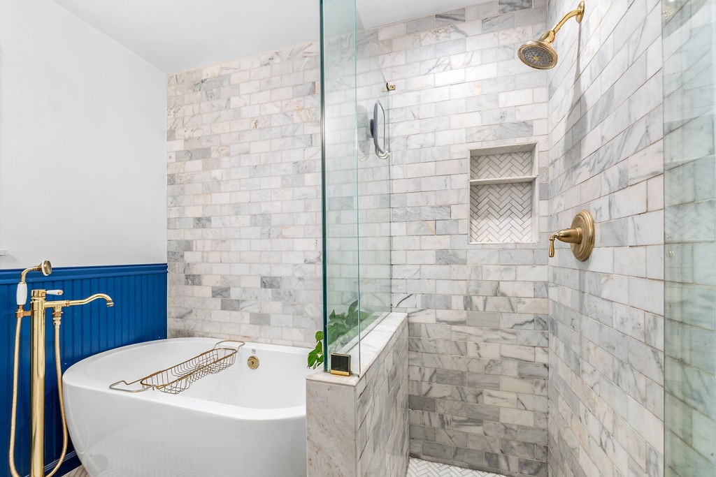 1515 E Hungerford Street