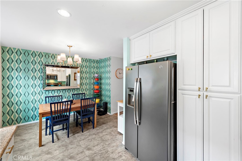 5215 Sepulveda Boulevard 4A