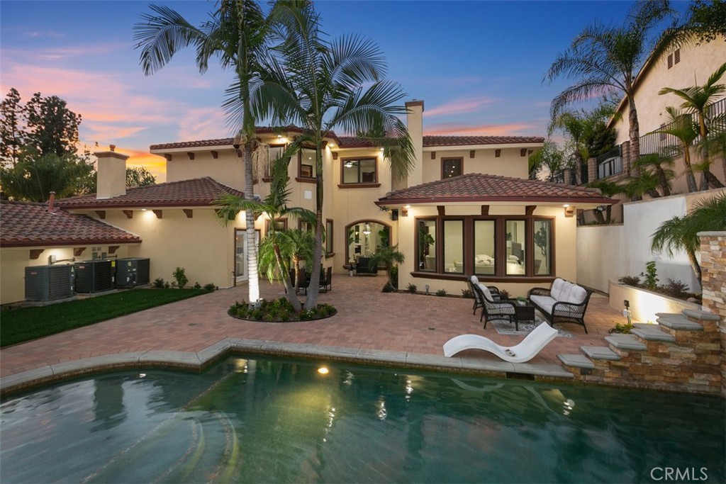 8684 Via Santa Cruz Avenue