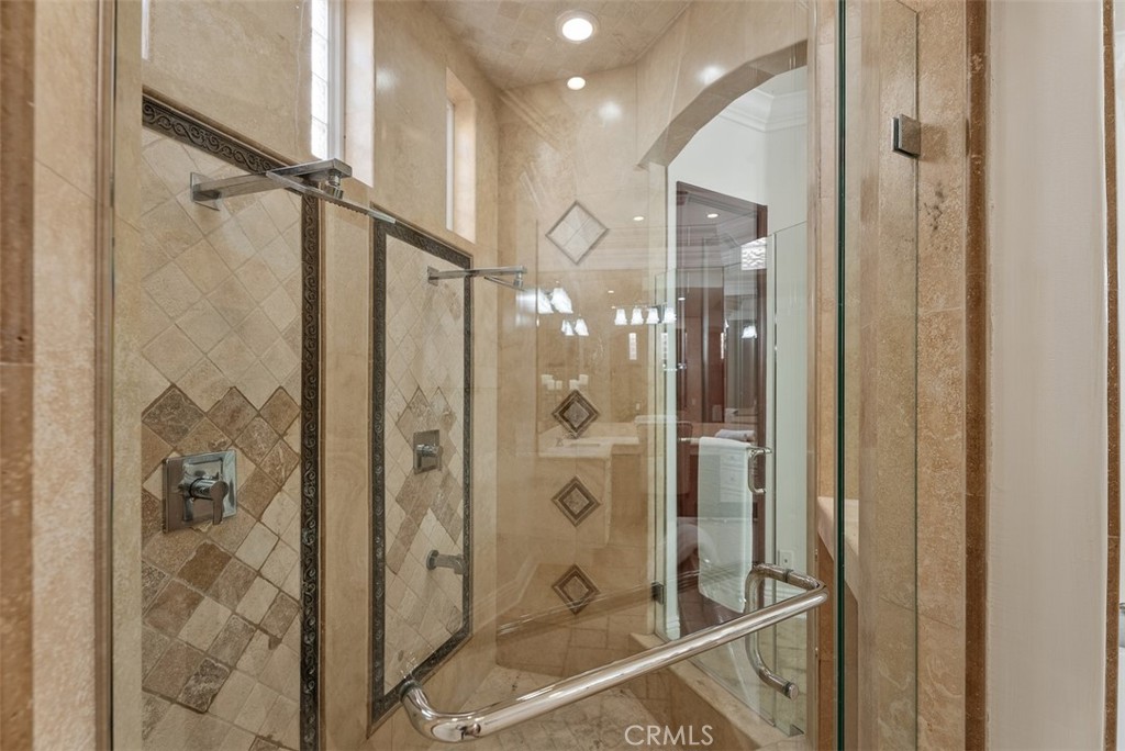 8684 Via Santa Cruz Avenue