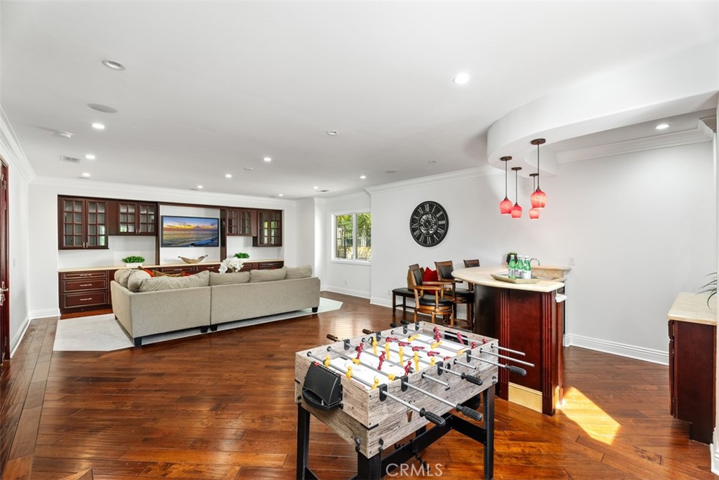 8684 Via Santa Cruz Avenue