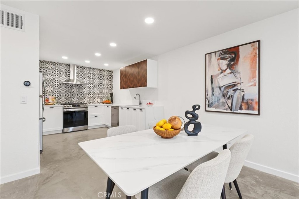 1074 N Cabrillo Park Drive D