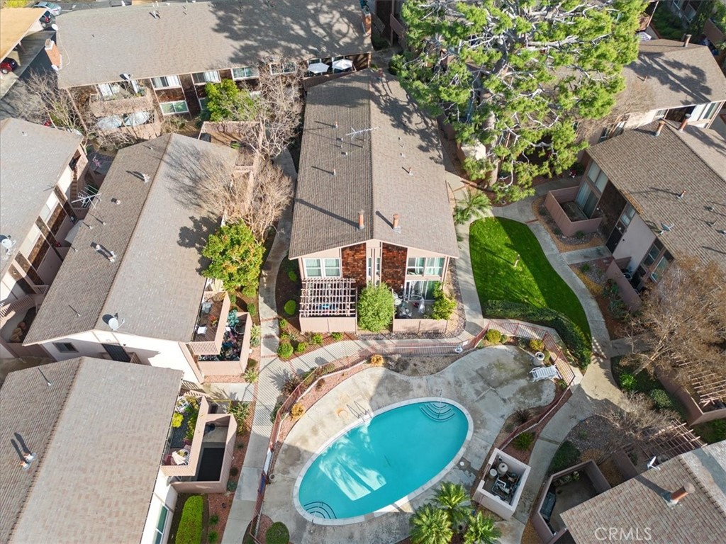 1074 N Cabrillo Park Drive D