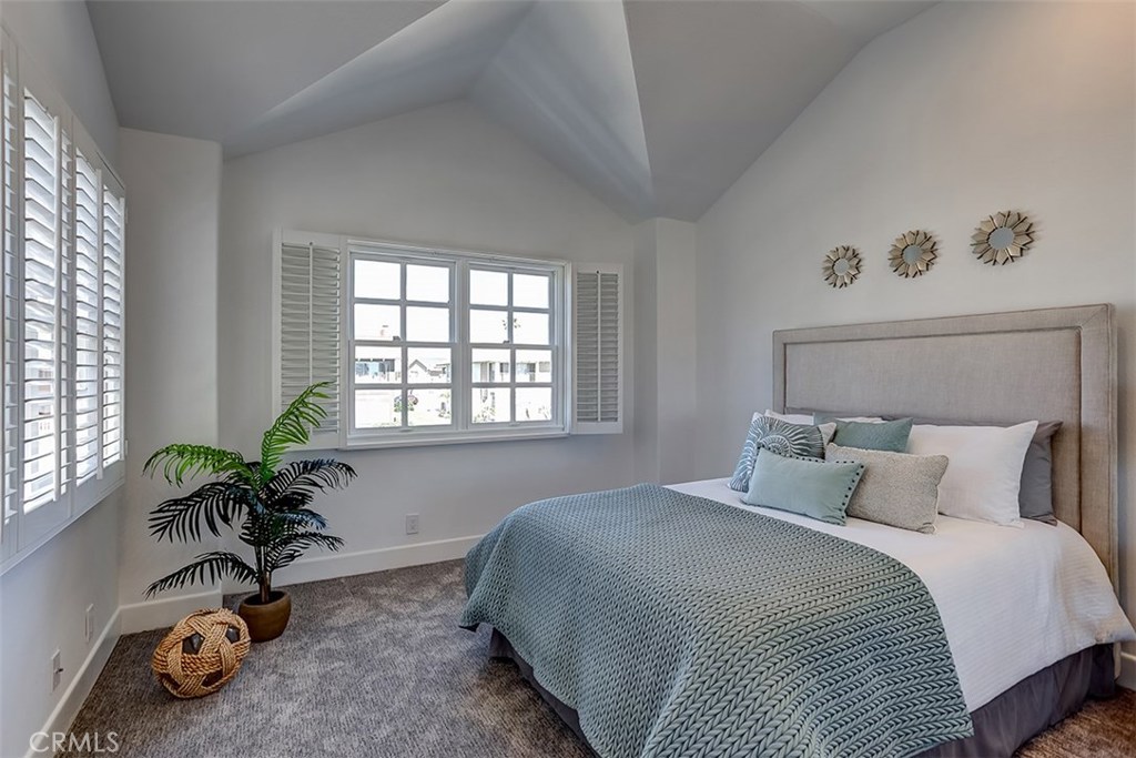 24444 Alta Vista Drive 19