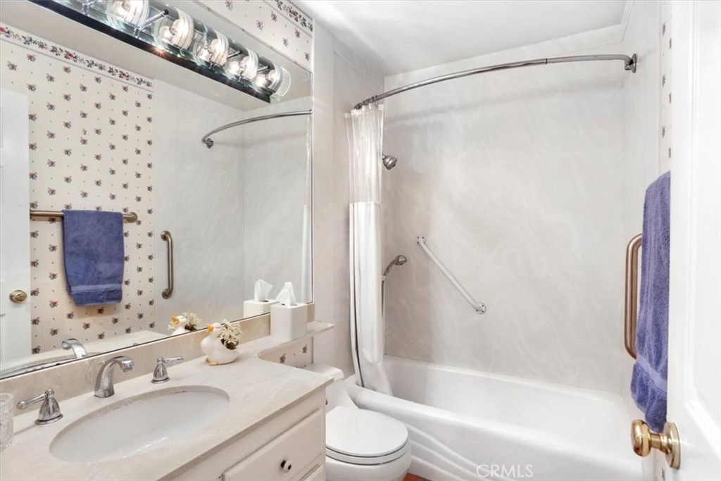 33801 Oldbridge Road