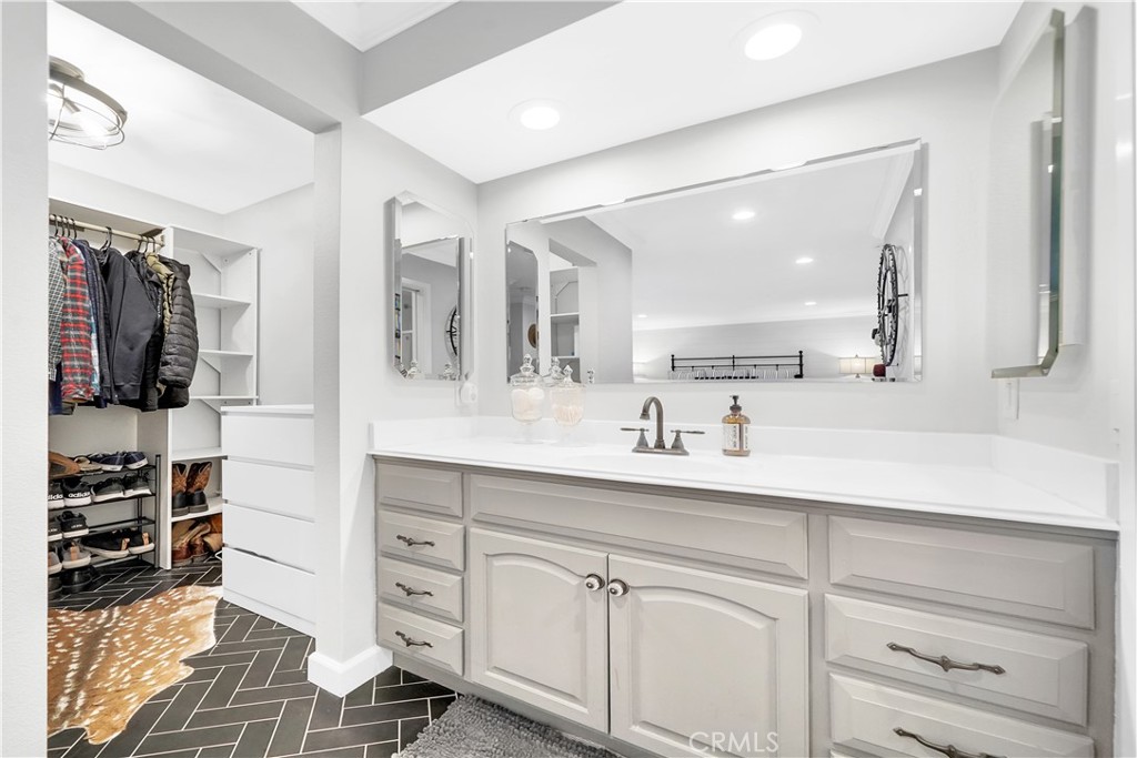 10216 Black River Court