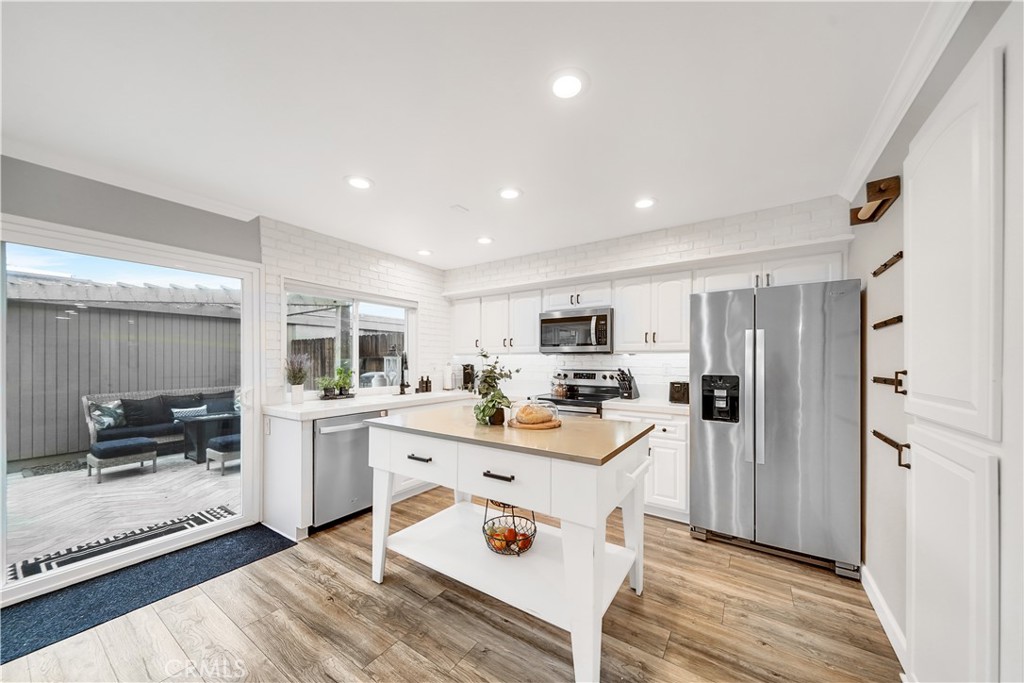 10216 Black River Court