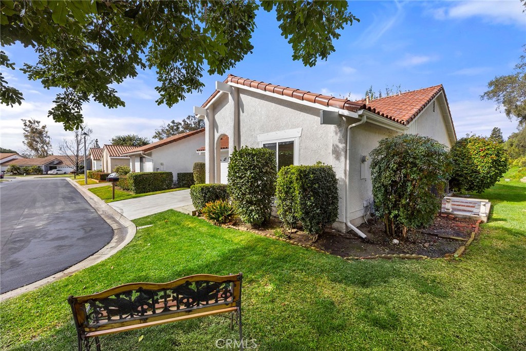 27708 Calle Valdes