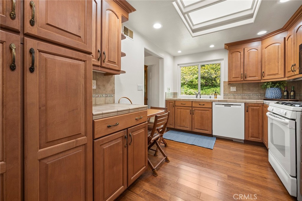 27708 Calle Valdes