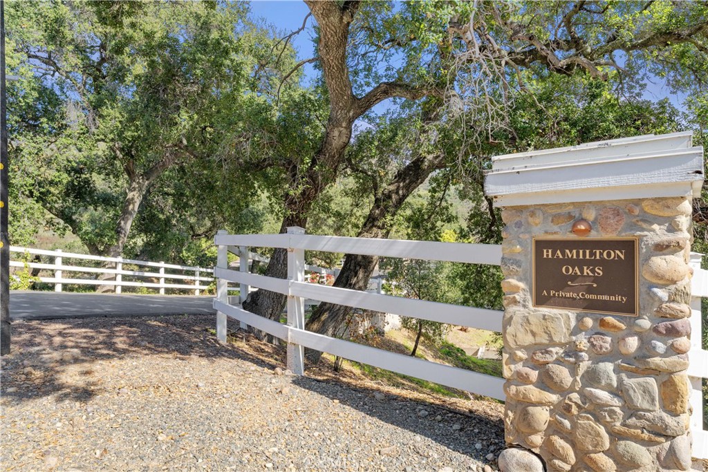 30522 Hamilton Trail