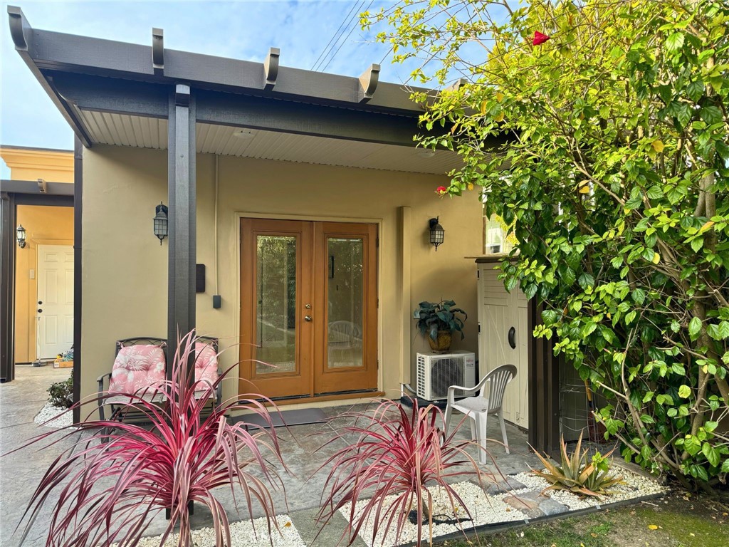 1627 Tustin Avenue B