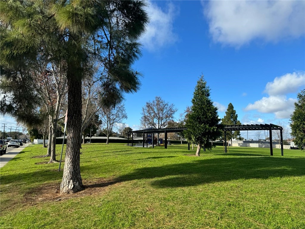 1627 Tustin Avenue B