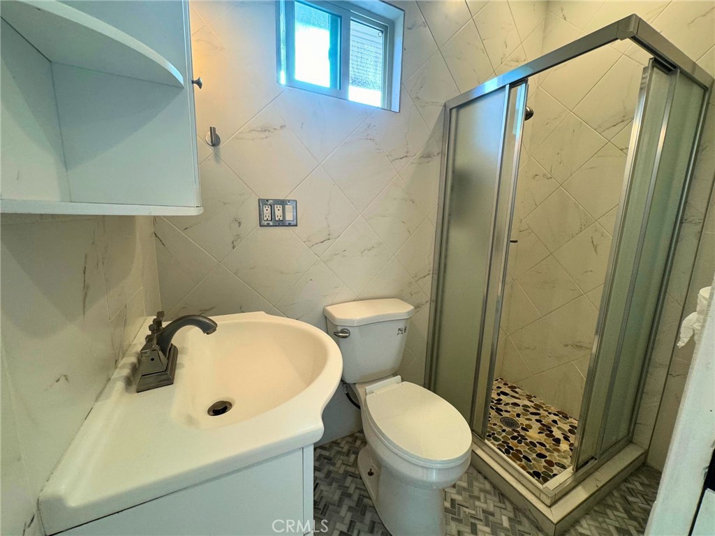 1627 Tustin Avenue B