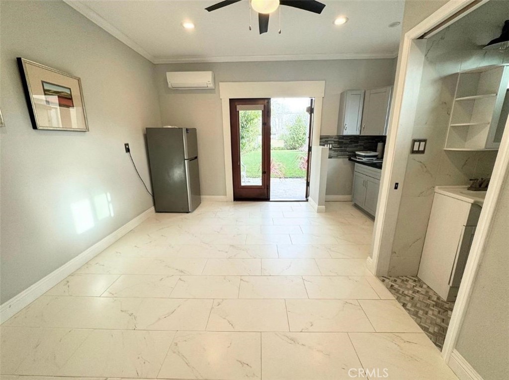 1627 Tustin Avenue B