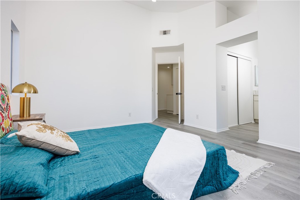 32485 Oak Knoll Lane