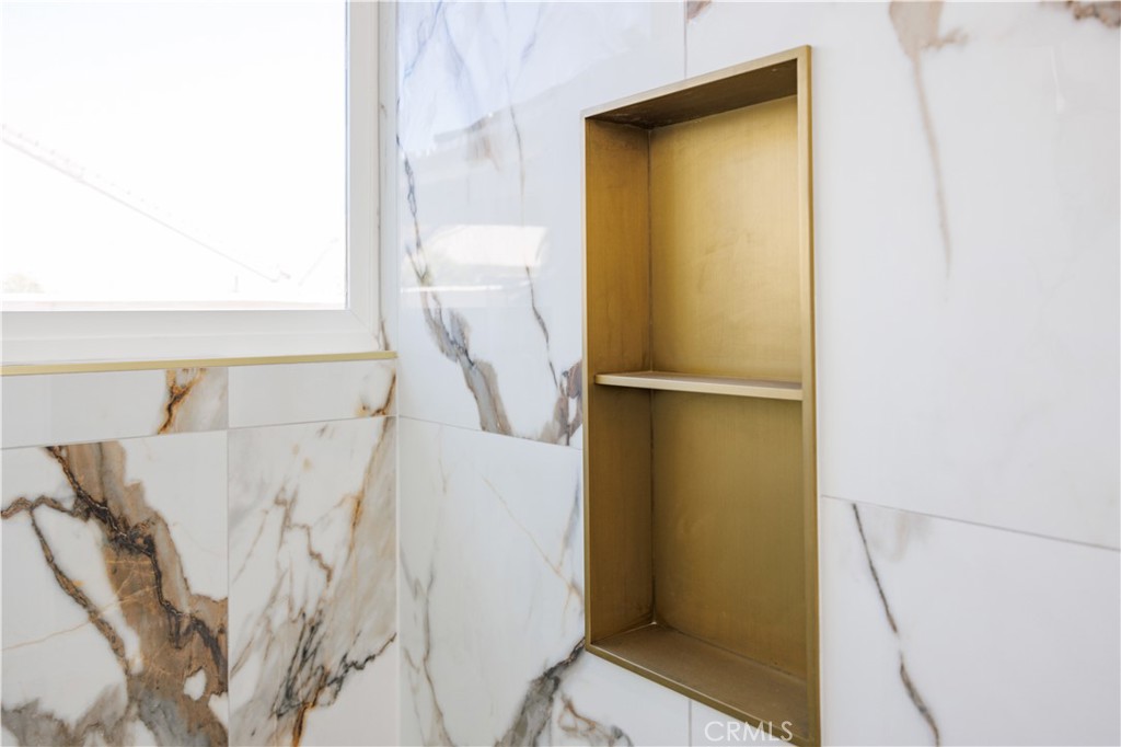 32485 Oak Knoll Lane