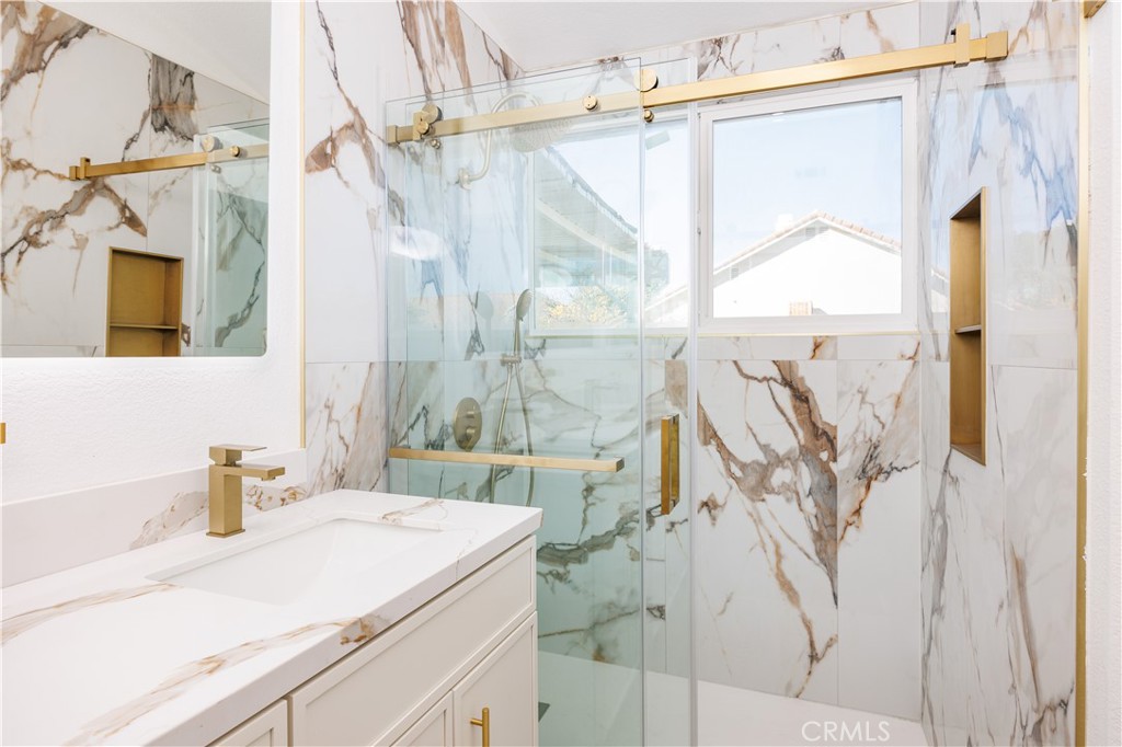 32485 Oak Knoll Lane