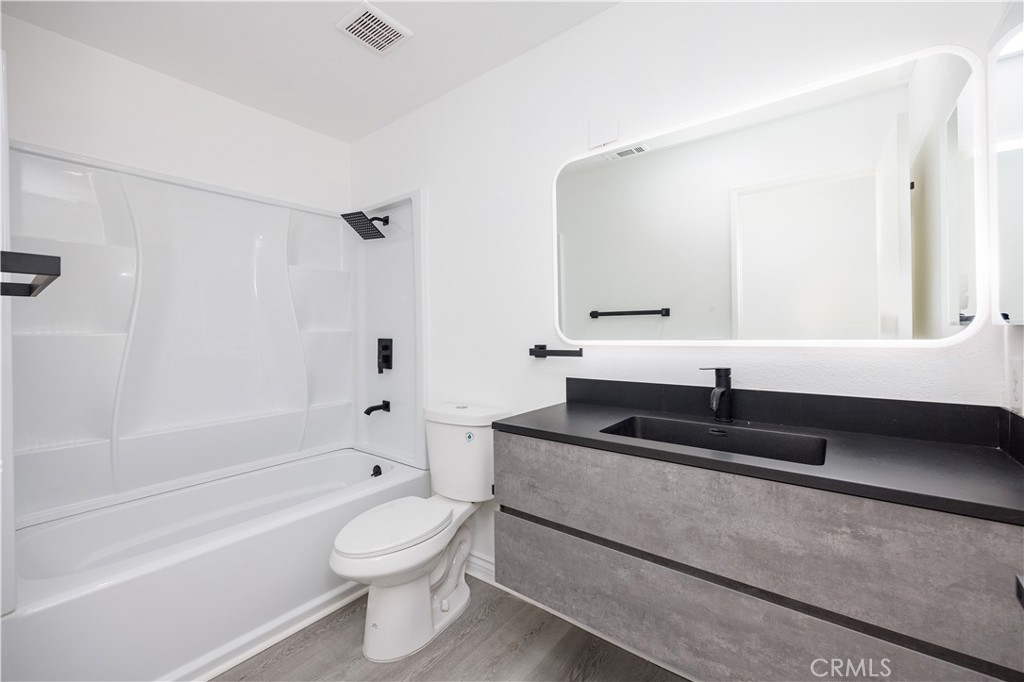 32485 Oak Knoll Lane