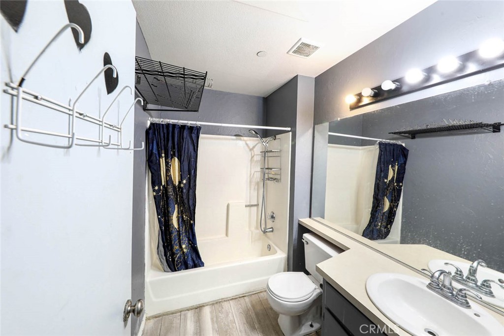 1066 Calle Del Cerro 1410