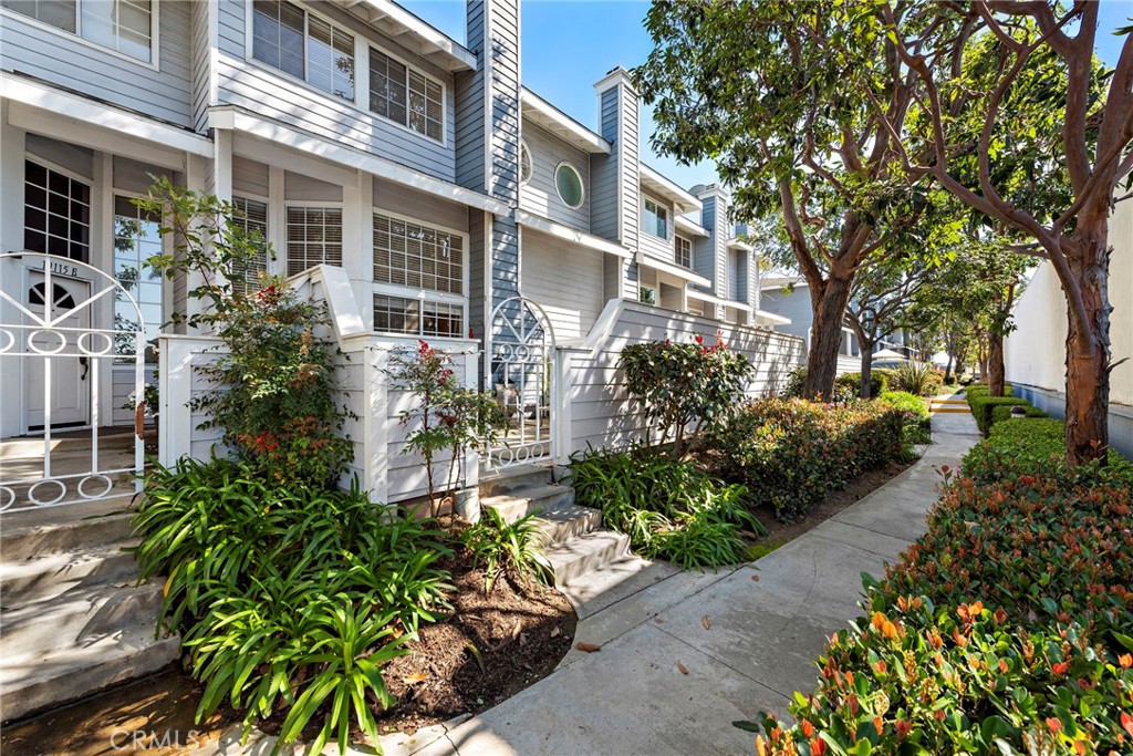 19115 Beachcrest Lane D